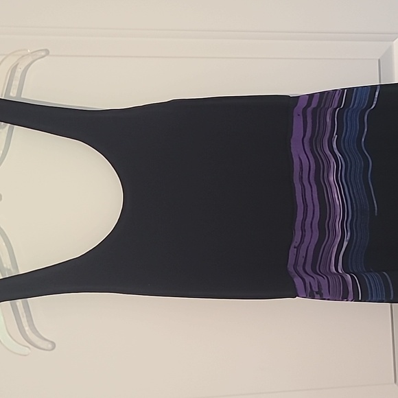 Vince Camuto Summer Maxi - Picture 2 of 6